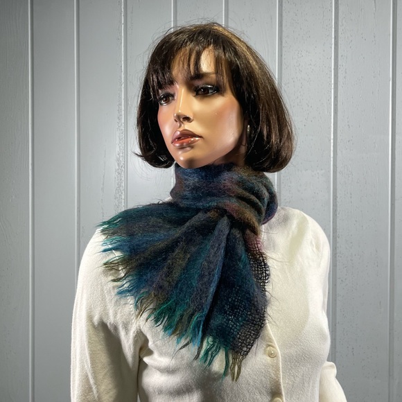 * Vintage Woodward Collection Women's Winter Mohair Wool Neck Scarf - Picture 4 of 8